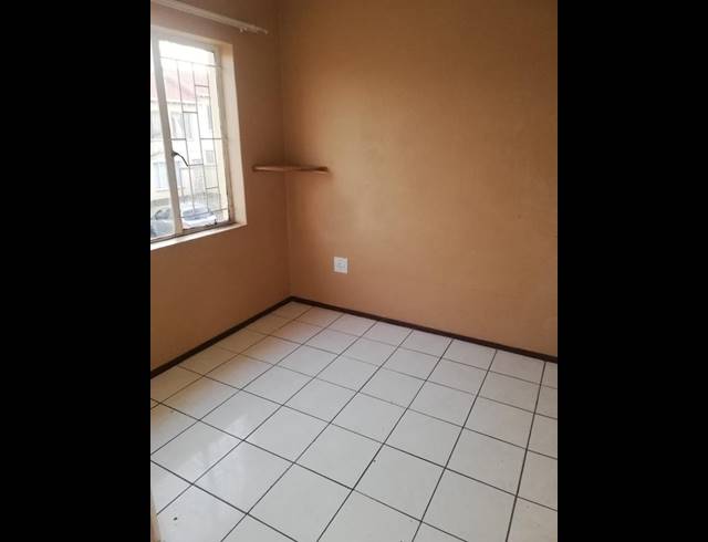 2 BEDROOM PROPERTY TO RENT IN GROBLERPARK EXT